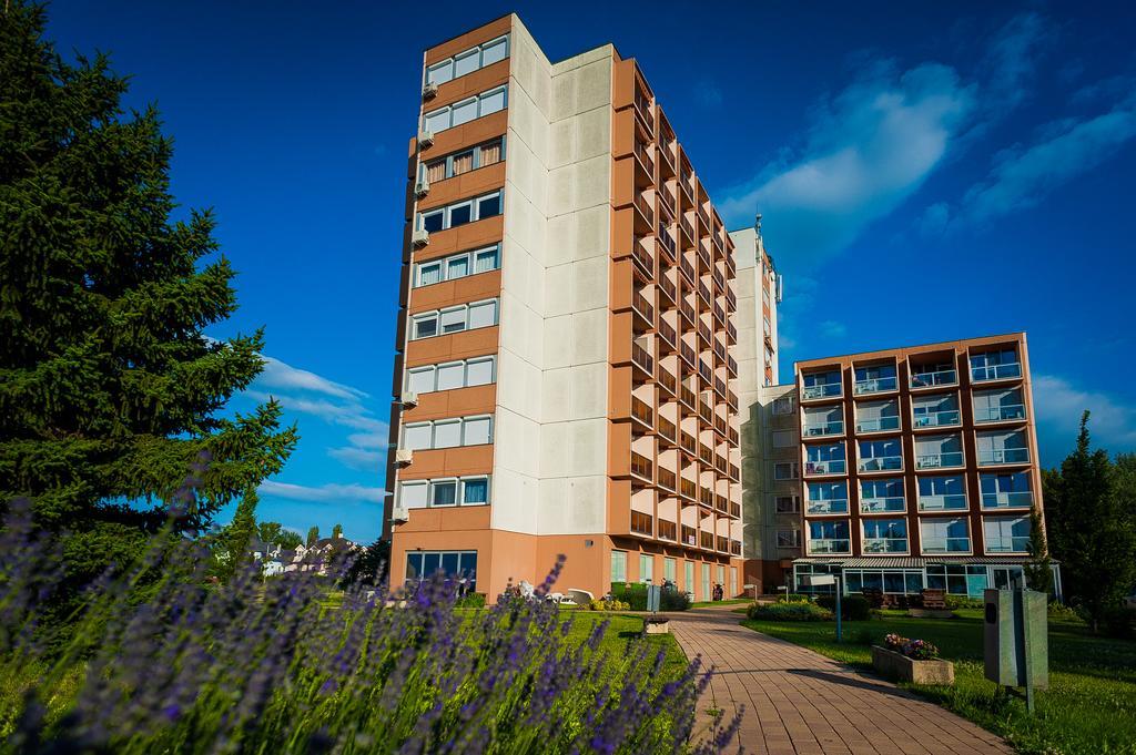 Milan Apartmanok Siófok Exterior foto