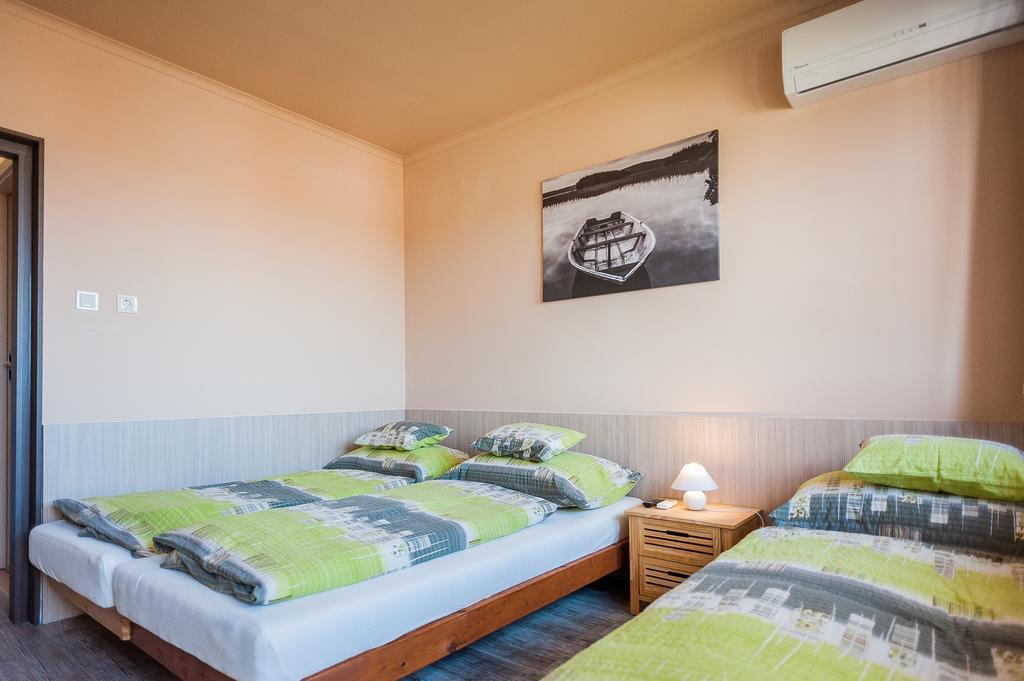 Milan Apartmanok Siófok Exterior foto